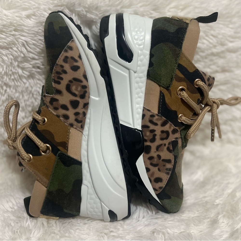 Steve Madden Women's Cliff Sneakers (7.5)